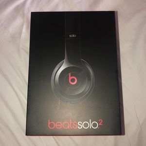 Beats Solo2- Like New